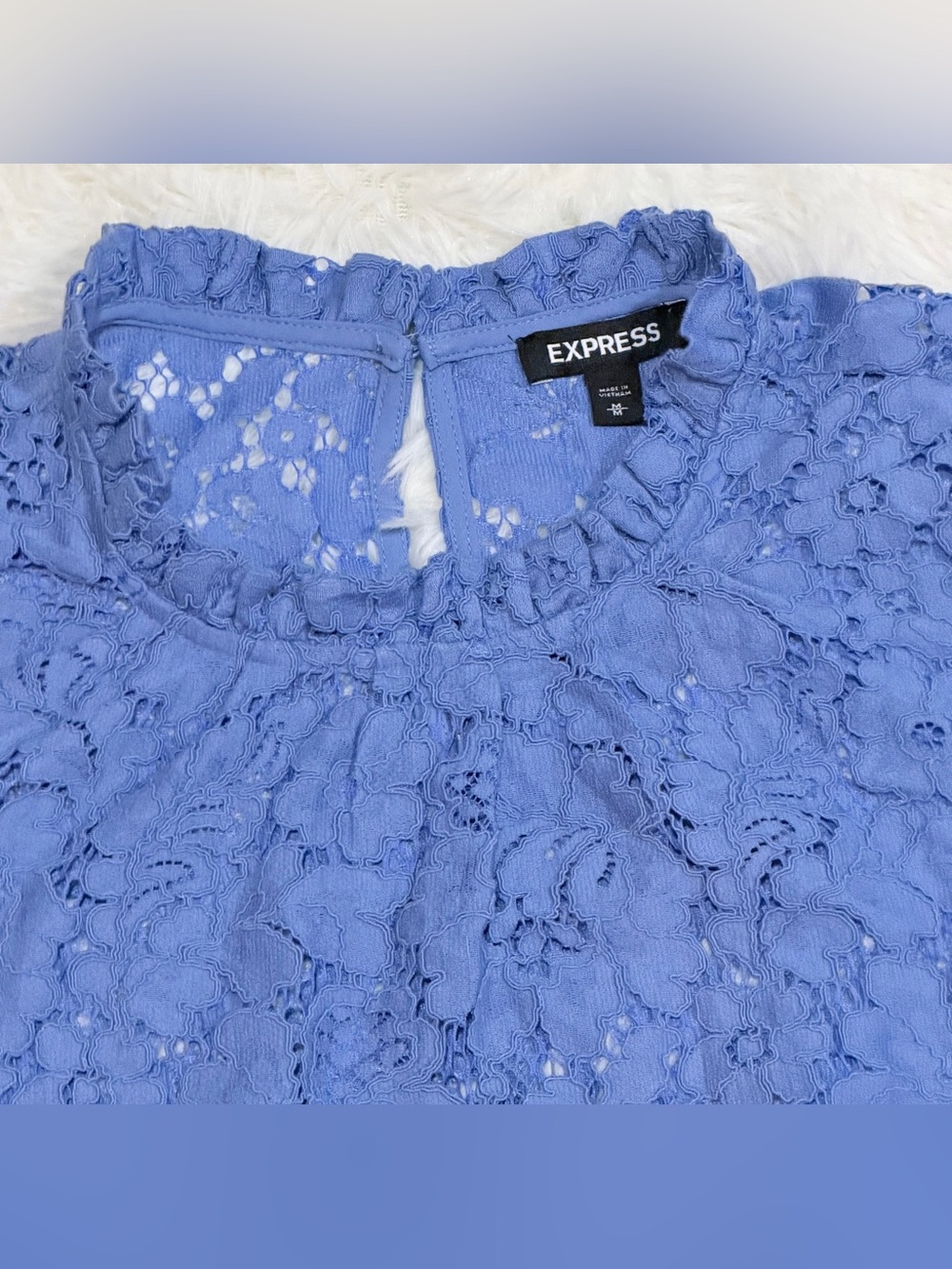 Women’s Express Floral Lace Puff Long Sleeve High Neck Blouse - Size M - Picture 5 of 6